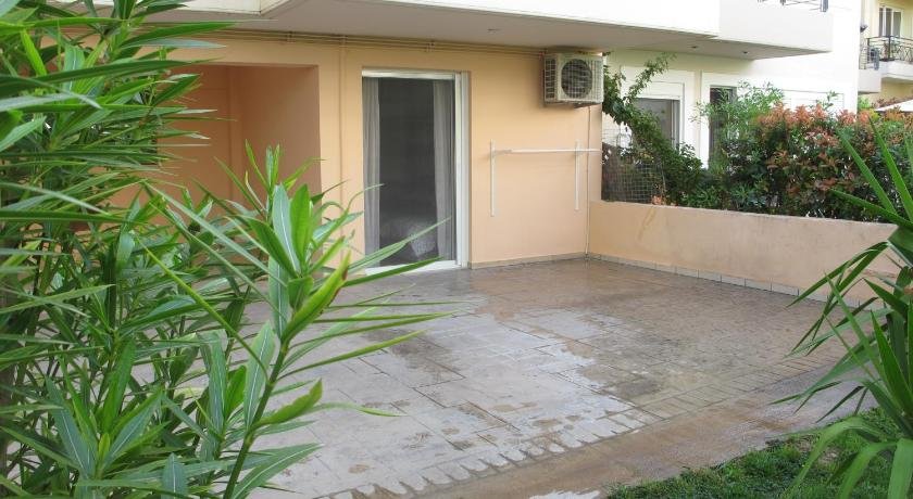 New apartmment with garden
