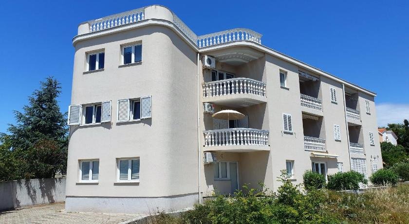 Apartment Paula - Novalja