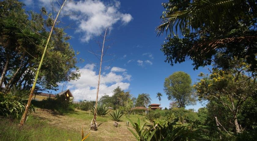 The Plantation House Travellers Hostel