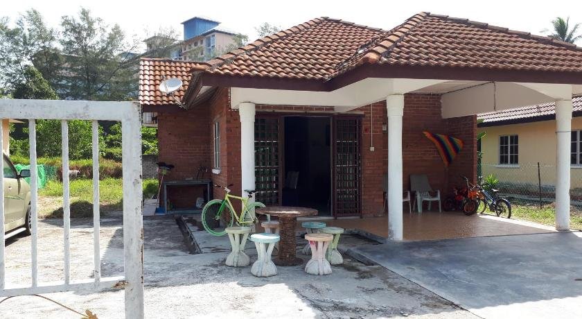 Homestay Villa Teluk Batik