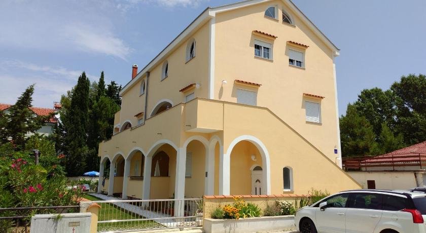 Apartments Jadera Privlaka