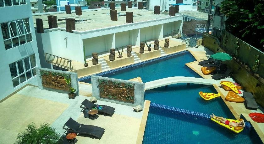 Wazza's Patong Apartment