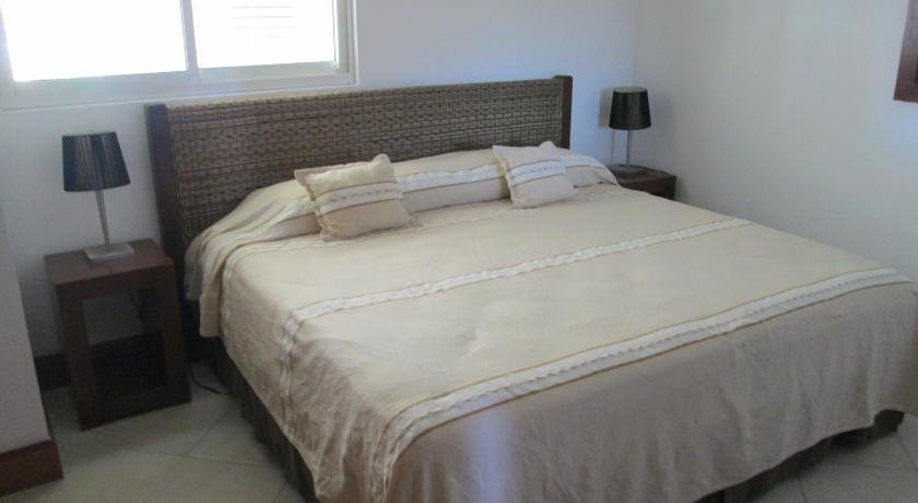 Bay View Grand Residencial 602 Sur