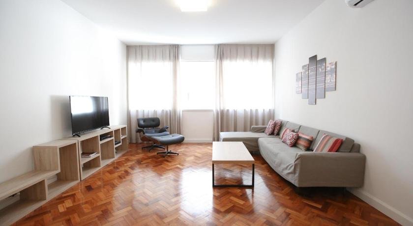 Charming And Cozy Apartment with 3 Bedrooms in Copacabana