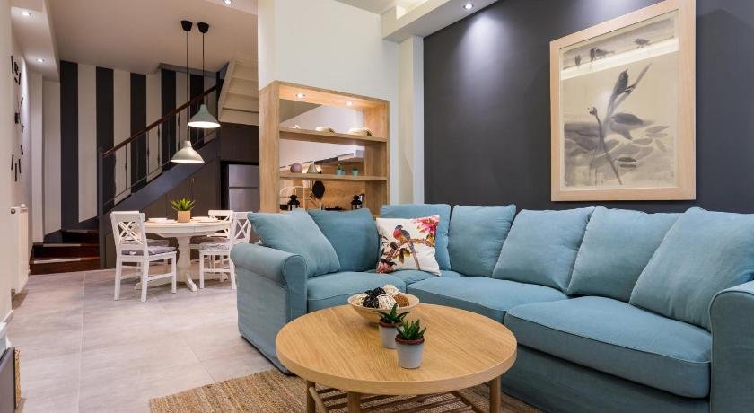 Modern City Center Maisonette