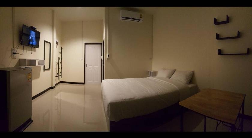 Ban Bunsawaeng Resort