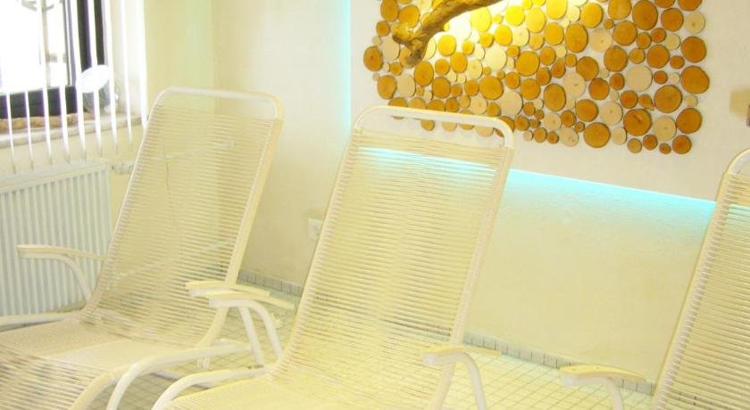Sonniges Appartement mit Balkon und Bergblick