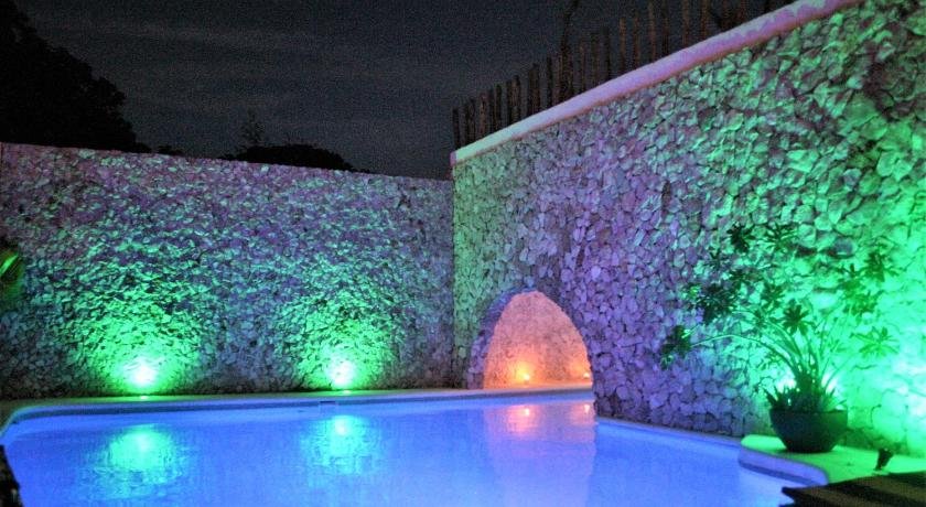 Mayan Majesty Boutique Hotel