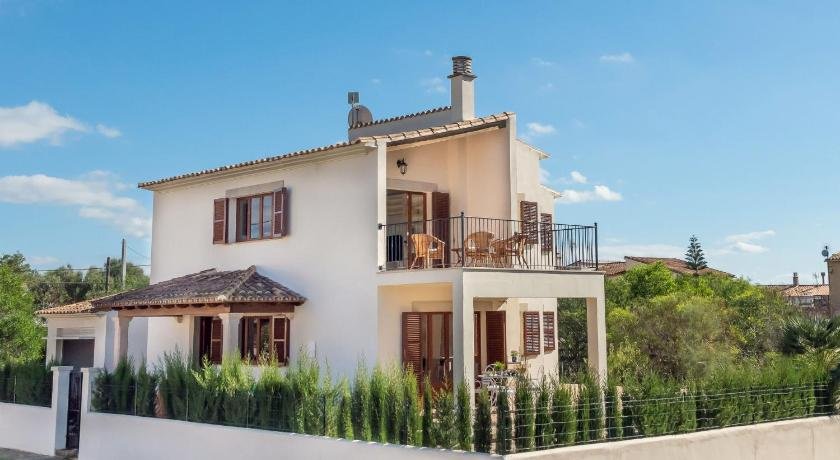 Villa Es Trenc Beach House