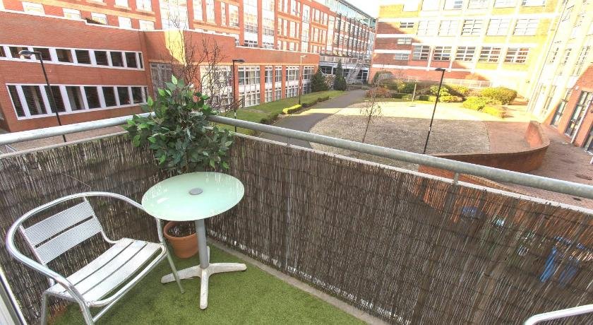 Holistic Luxury Apartments - Central Birmingham