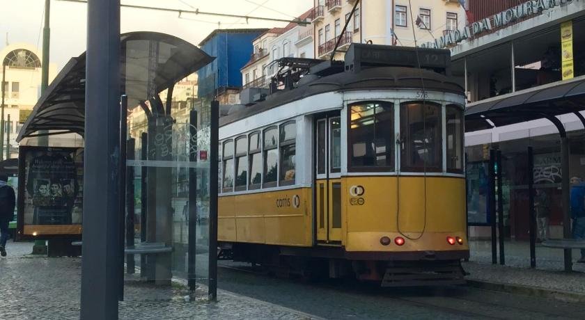 Sao Jorge Apartments & Suites