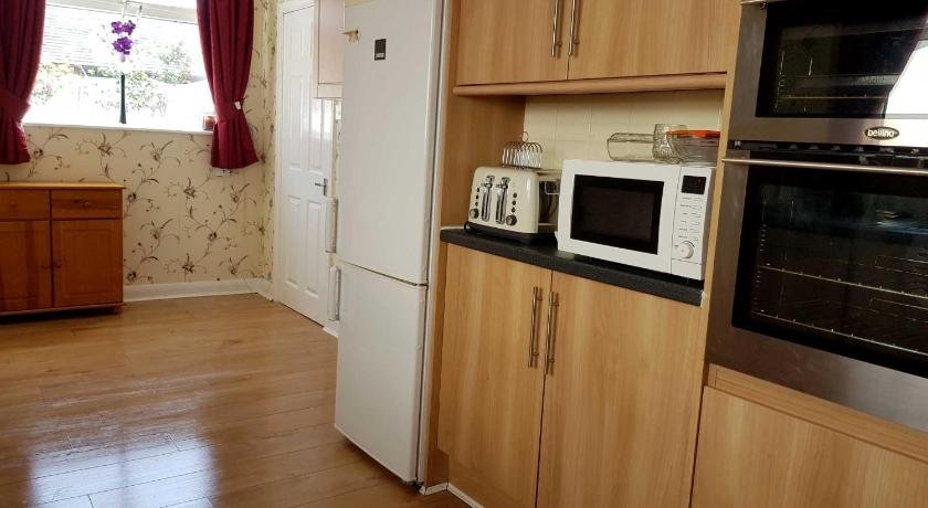 Blackpoolholidaylets The Bungalow