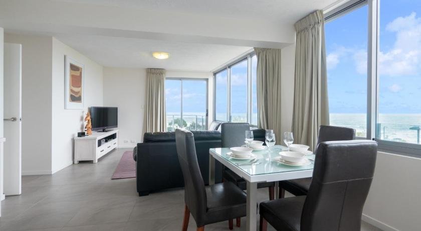 Pacific Towers Unit 4 19 Ormonde Tce Kings Beach