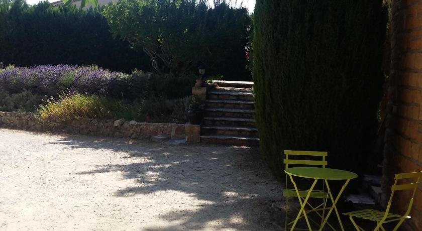 Les Oliviers Carpentras
