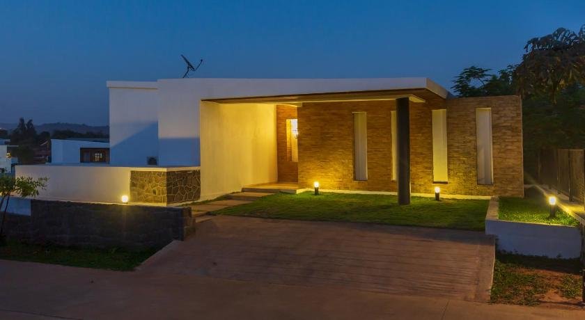 EKO STAY Gold - PALM GROVE VILLA