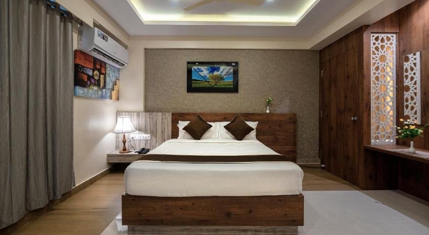 Hotel Monarch By Rivido Bannerghatta Main Road