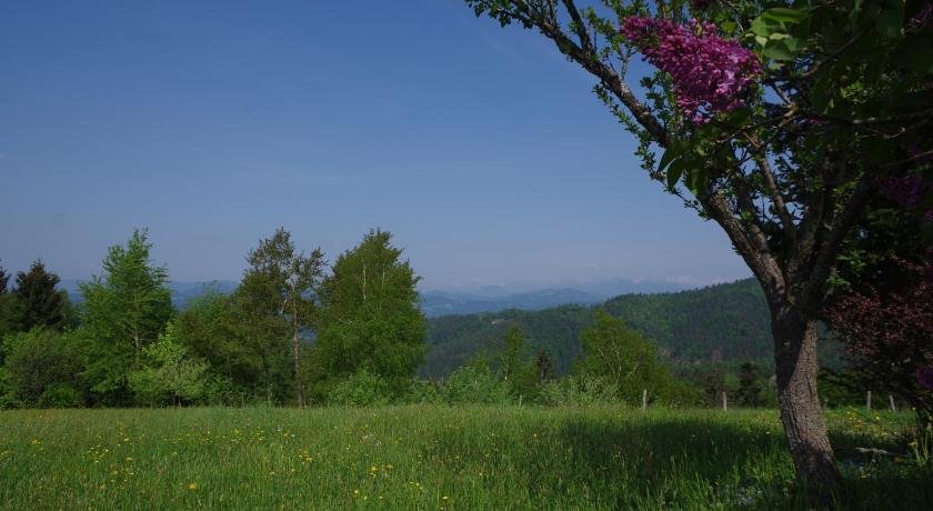 Holiday Home Forest Peace Lavrovec