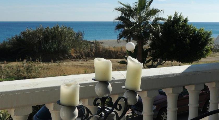 2203-1st Line Beach House Aldea Beach