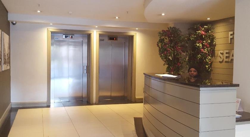 Secure Studio Apartment Great Central Location