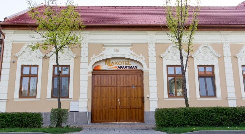 Makotel Apartmanhaz