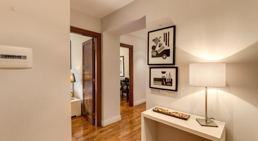 Trevi Chic Apartment