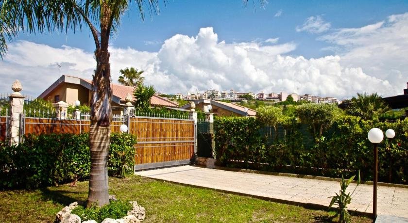 Rentopolis Ischia Apartment
