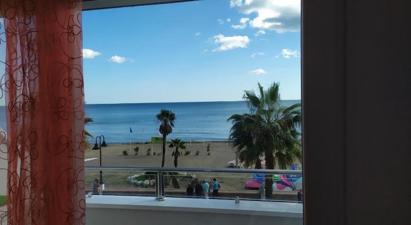 Bajondillo Sun & Beach