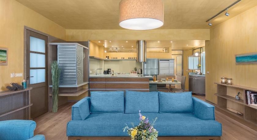 Luxury Pool House in Chania