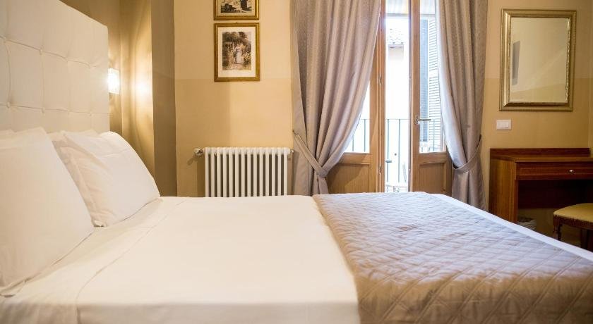 La Residenza Suites