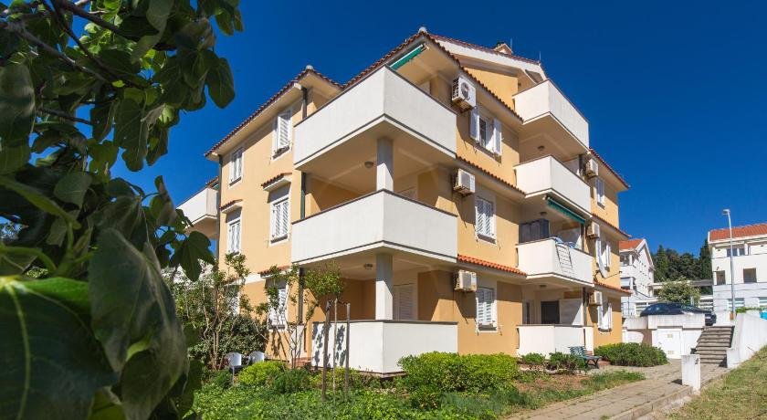 Apartments Isabela Punat