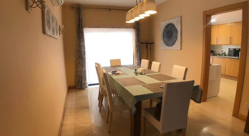 Villa Corcovada Vitoria with private pool