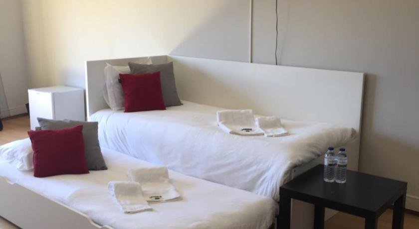Oporto Trindade Residence