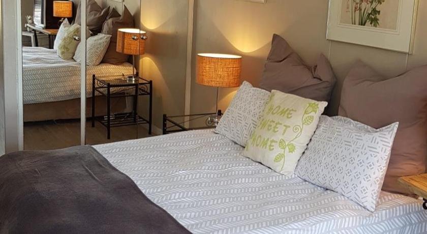 Green Point Apartment