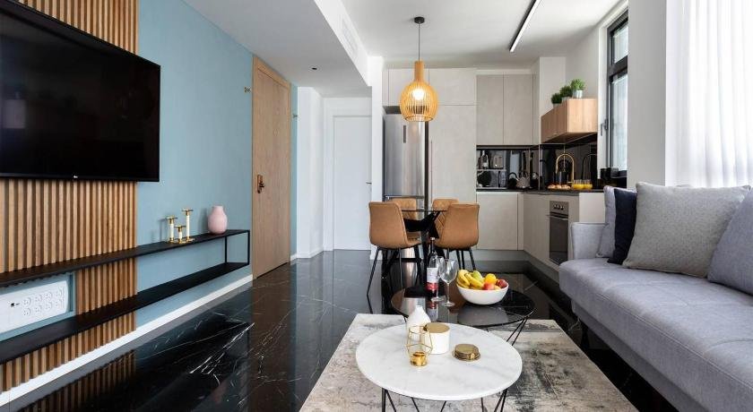 Up-Market 2BR on Geula Beach by HolyGuest