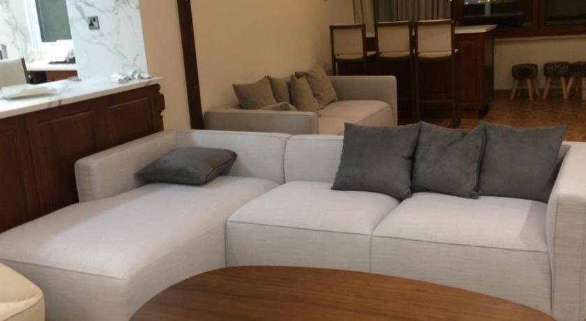 Luxury 2 Bed Room Apartment Fully Furnished