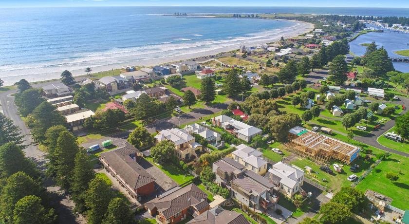 Eastern Beach Unit 1
