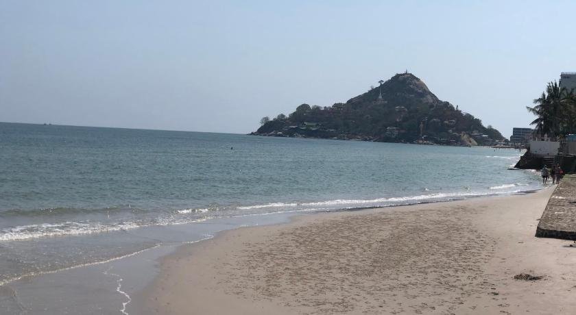 Seaside Home Khao Takiab