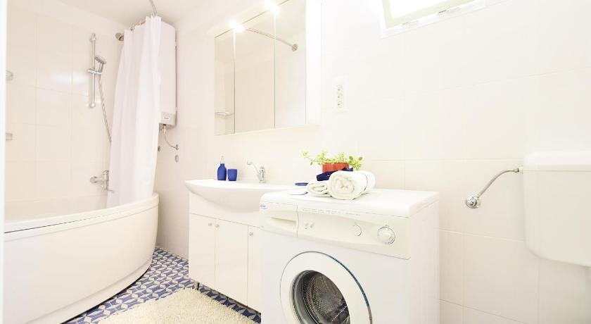 Apartments Odrina