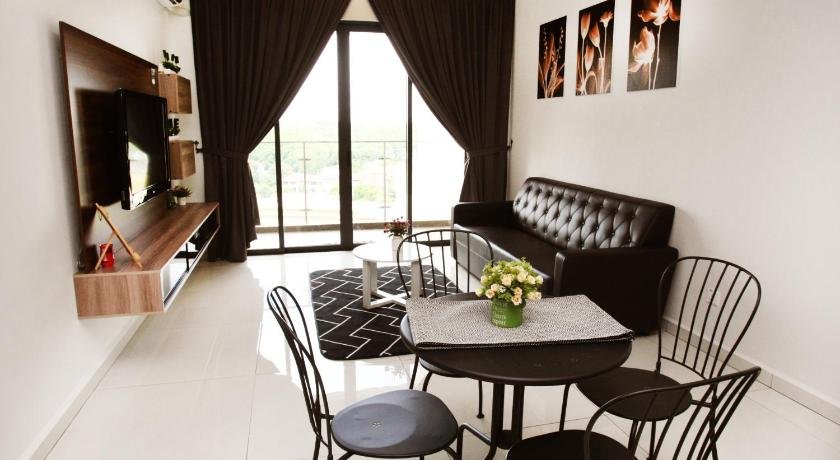 Country garden danga bay bay point