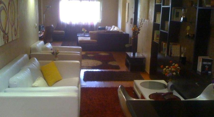 Hossam Apartment in Maadi Families Only