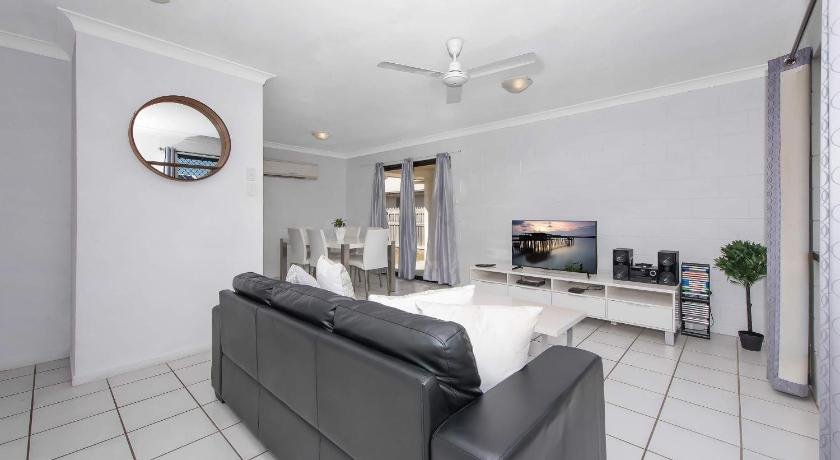 Photo: 3 Bedroom Home Townsville