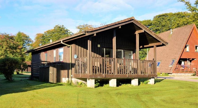 Holy Loch Lodge