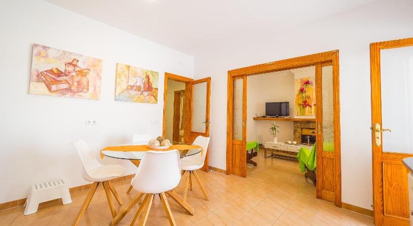 Apartamento Piscina Muro
