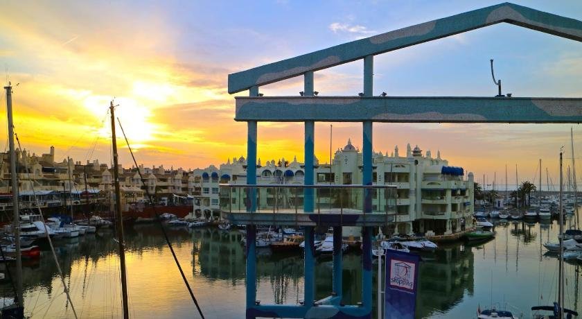 Apartamento Puerto Sol con vistas al mar