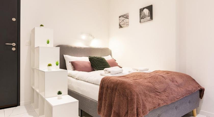 Apartment nearto Old Town Halicka street