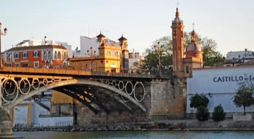 Maravilloso Atico Puente de Triana