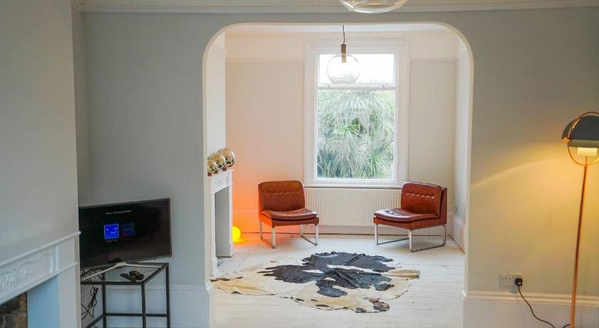 Dane Road - Stylish four bedroom home near Margate Old Town