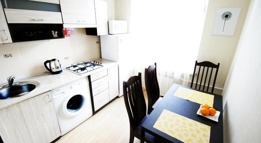 17 Basseina Street - Three Separate Bedrooms - Palace Of Sports