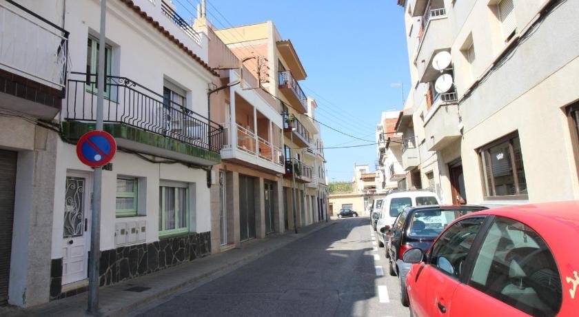 Basic Comfort Apartament Poeta Marquina Pb