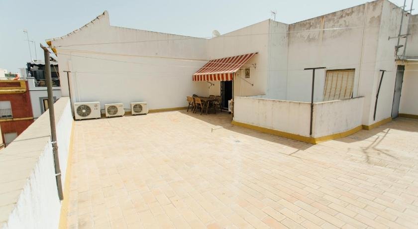 Idilico atico en Triana-3BD+1BTH